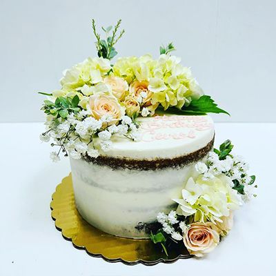 Beautiful Flower-Decorated Cake